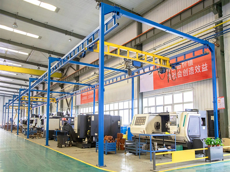 Enclosed Track Workstation Cranes