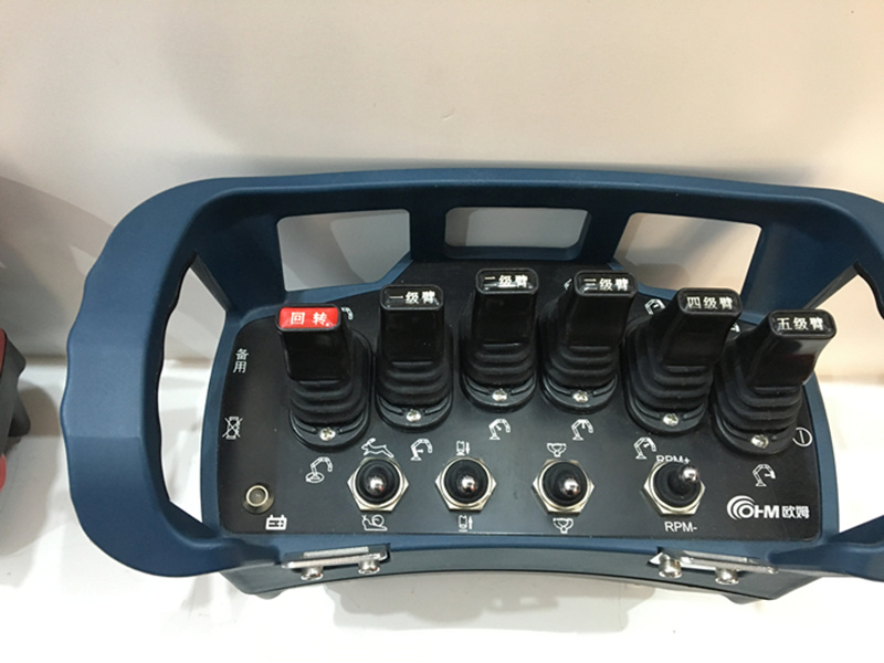 Wireless Remote Control for cranes